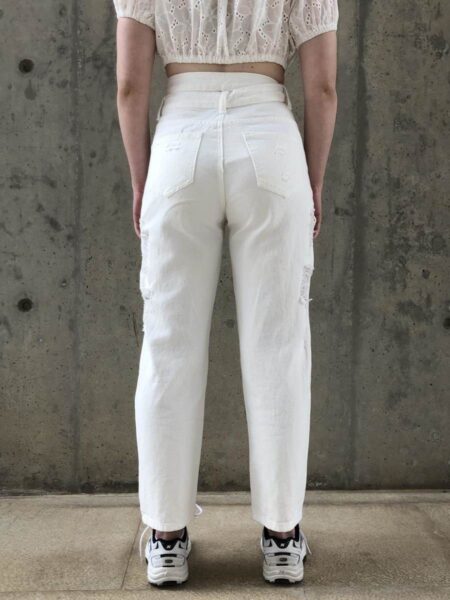 White Jeans 2
